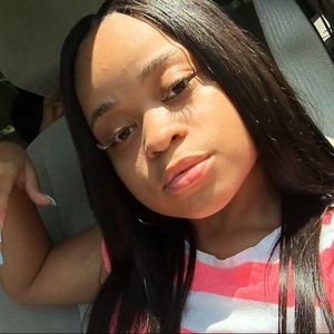 Meet your Posher, Charnay